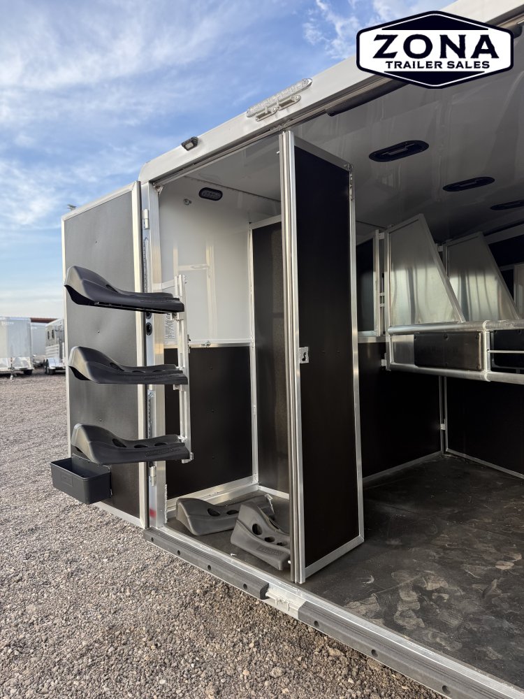 2026 SHADOW 14'6" LQ 3H - Sofa and Dinette