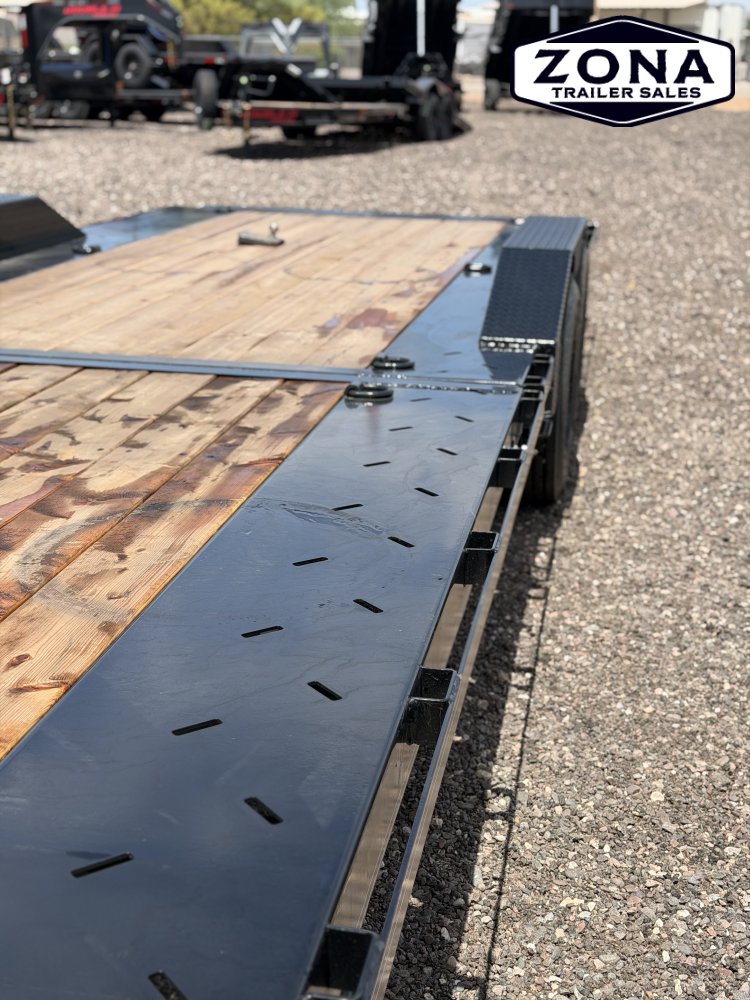 2027 Double A CT207 26ft Gooseneck Cushion Tilt - 102 Wide - Drive Over Fenders - 23k GVWR - 10k Super Single Axles