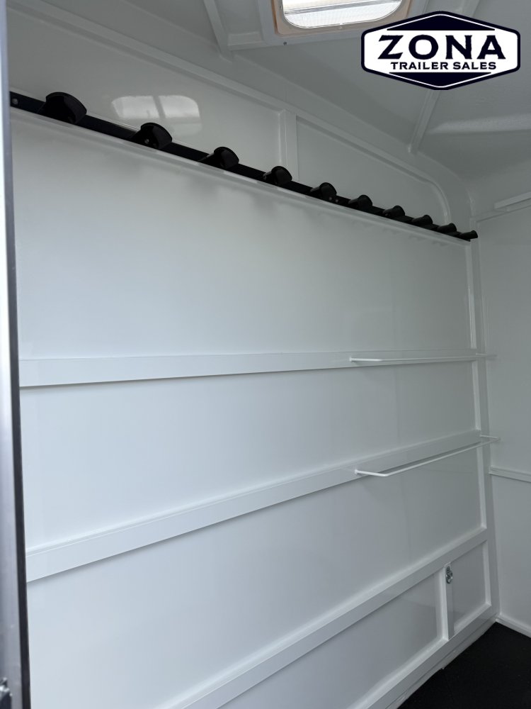 2026 Thuro-Bilt Renegade 2 Horse- WARMBLOOD STALL LENGTH