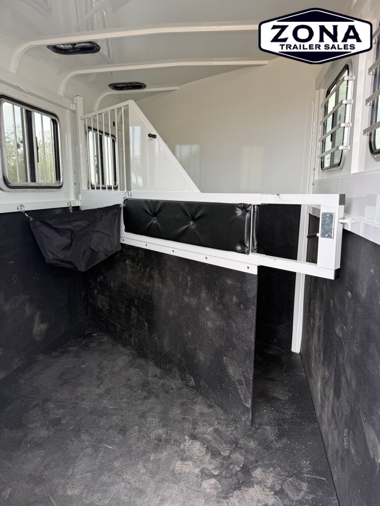 2026 Thuro-Bilt Liberty 2 Horse - Warmblood Height and Stall