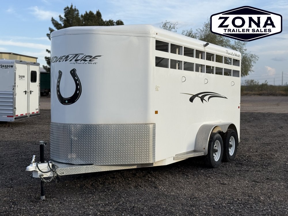 2020 Trails West Adventure 3 Horse