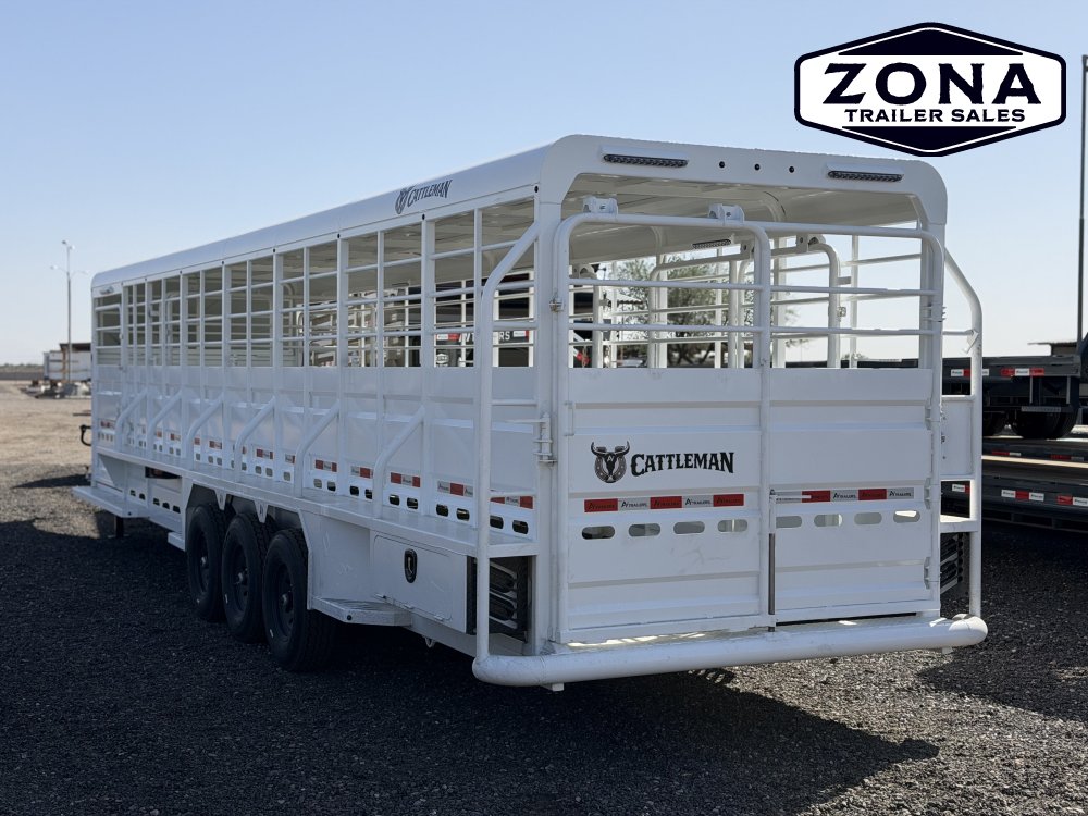 2027 Cattleman 32ft Straight Stock