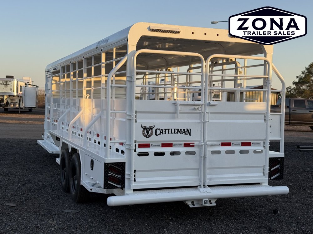 2027 Cattleman 24Ft Stock Combo - 8K Torsion Axles - Swing out saddle racks - Rubber Plank Floor