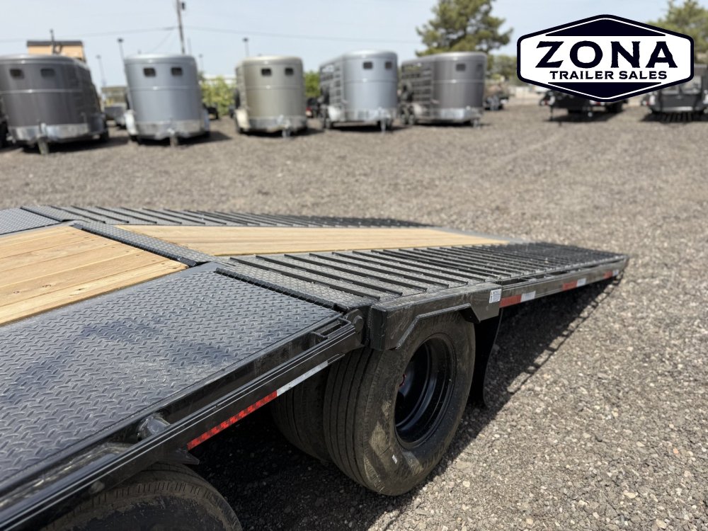 2027 Double A GHB208 36ft Hydraulic Dove Tail